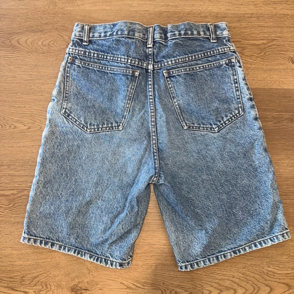 Vintage 90s Great Land 100% Cotton Denim Light Wash High Waist Shorts Size 30